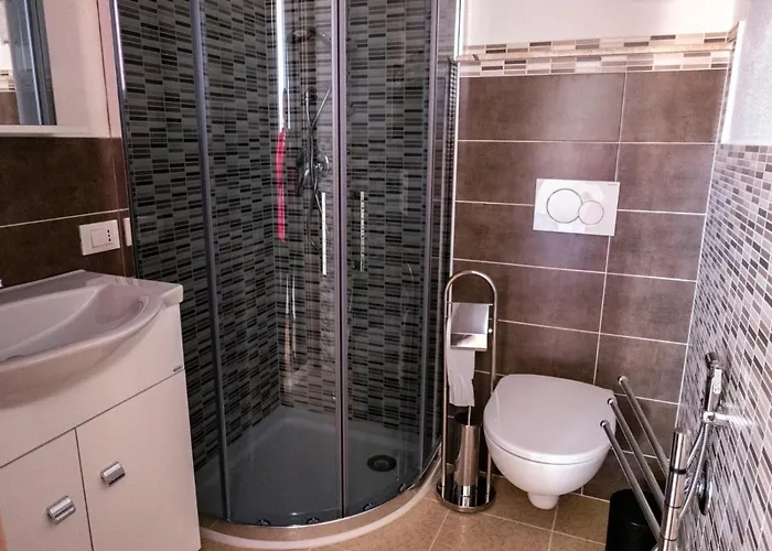 Le Rose Di Santina ממויאדה