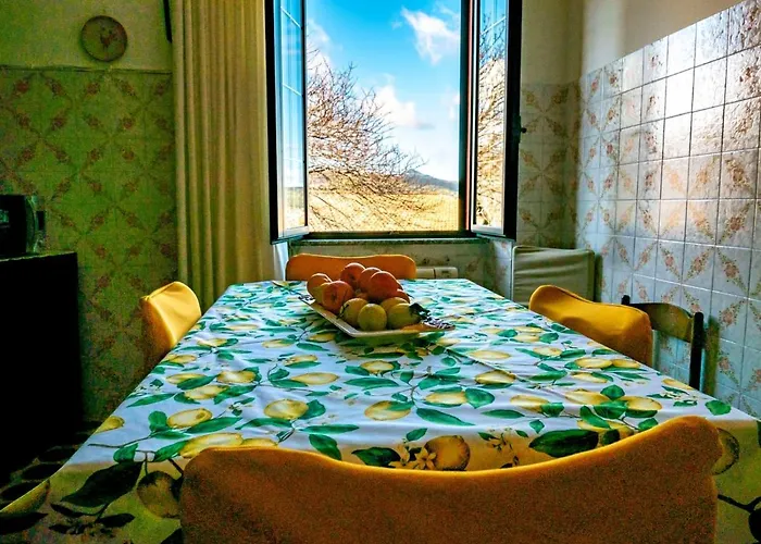 בית הארחה Le Rose Di Santina *