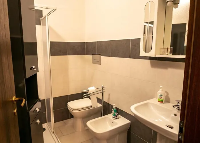 בית הארחה Le Rose Di Santina *