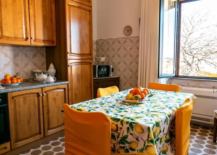 בית הארחה Le Rose Di Santina