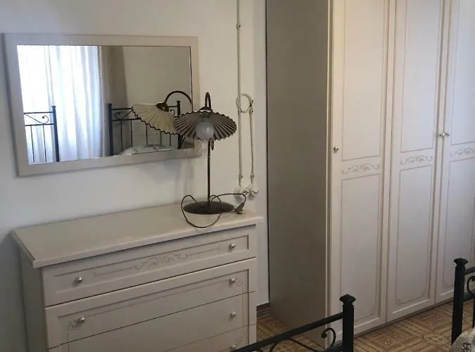 Le Rose Di Santina בית הארחה ממויאדה